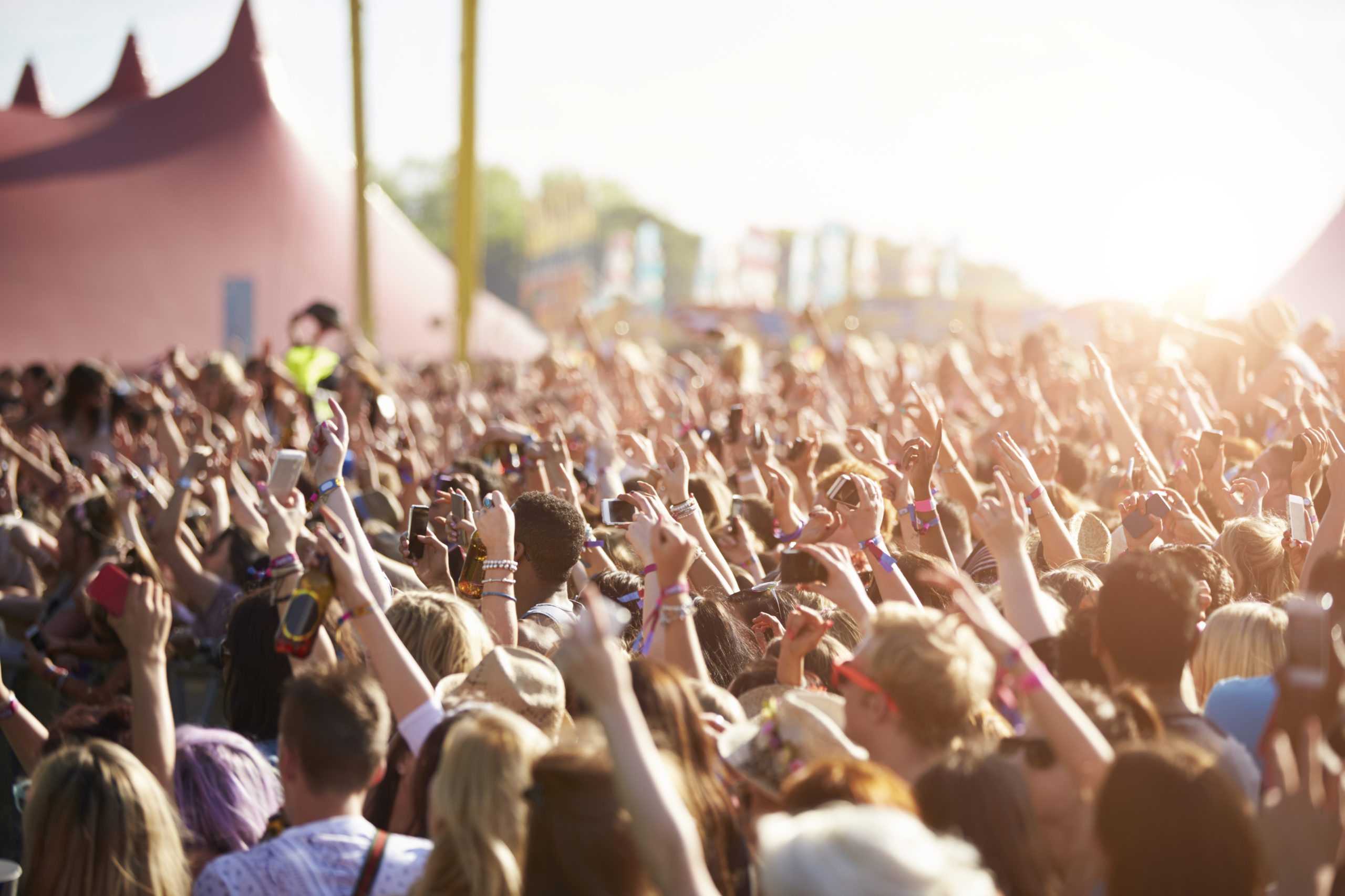 What to Pack For a Music Festival